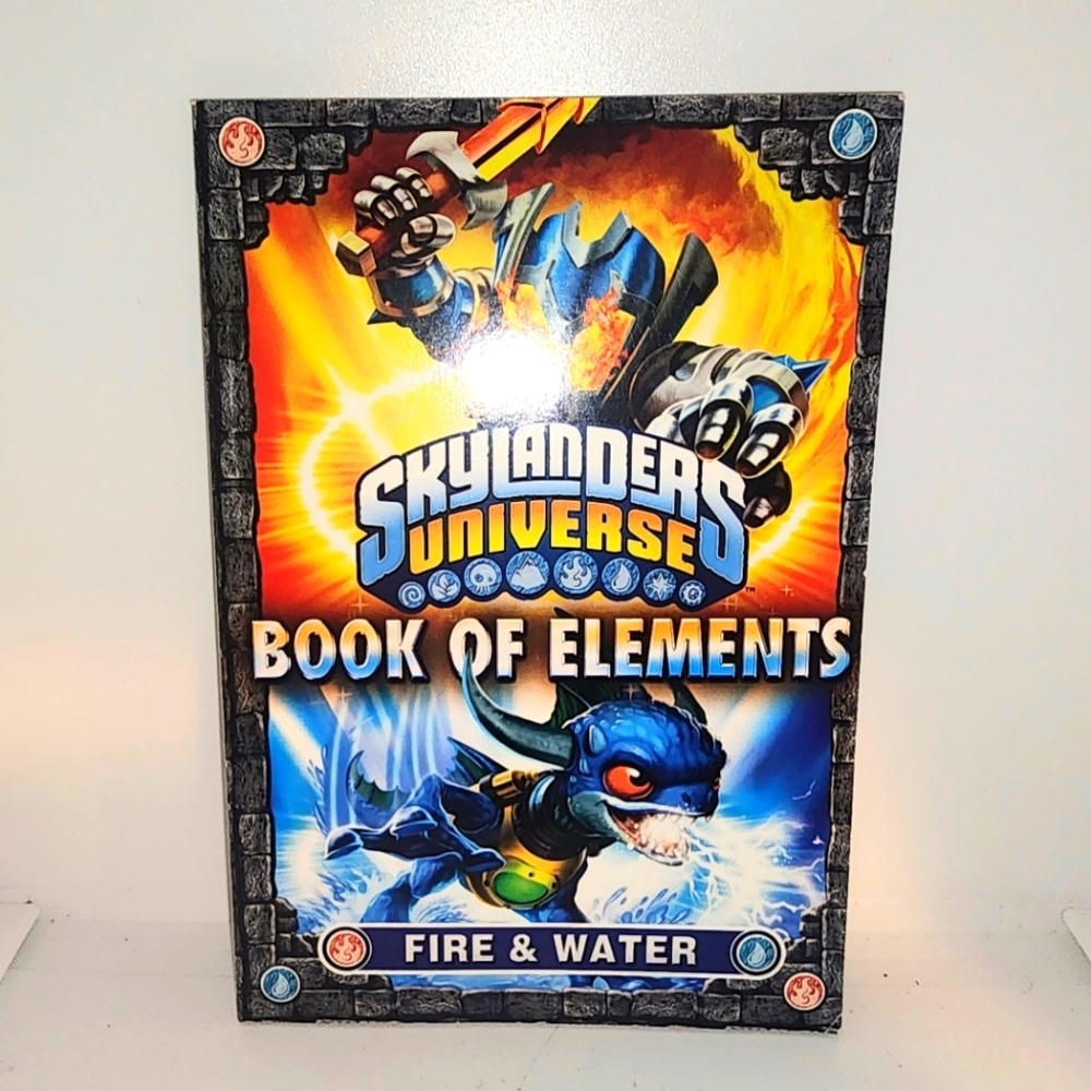 Skylanders Universe Book of Elements Fire and Water
